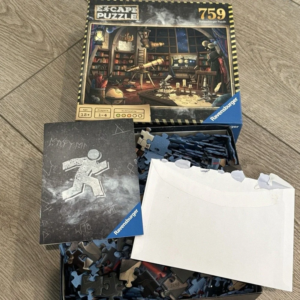 Ravensburger 759 Jigsaw Puzzle Submarine Escape Space‎ Vampire Cabin Lot Of 4